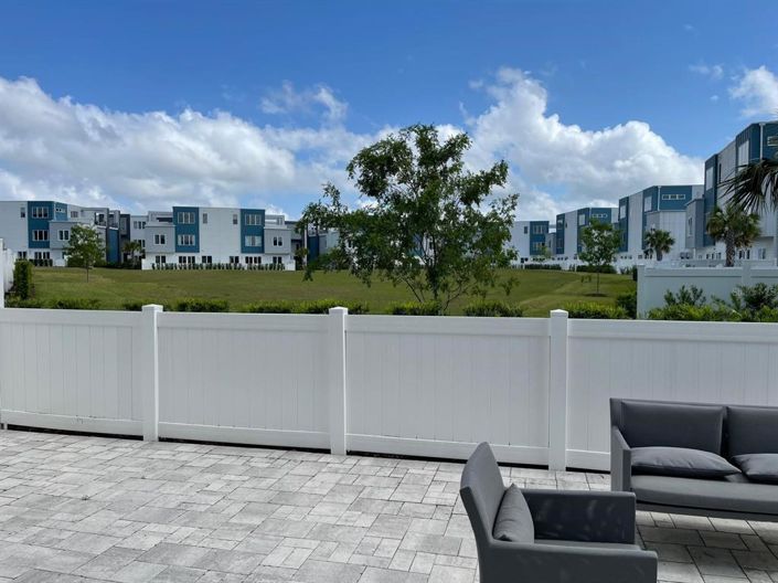 Image No.22-3 Bed Property for sale