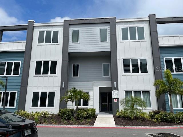 Image No.25-3 Bed Property for sale