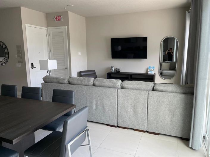 Image No.3-3 Bed Property for sale