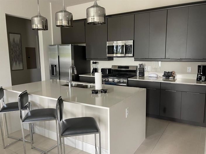 Image No.6-3 Bed Property for sale