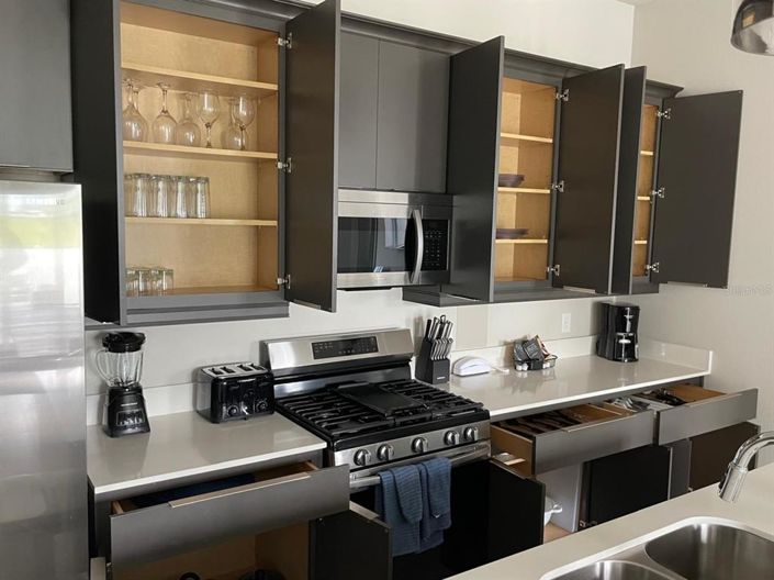 Image No.8-3 Bed Property for sale