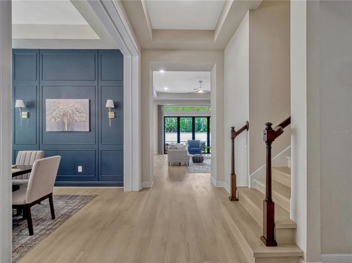 Image No.3-5 Bed Property for sale