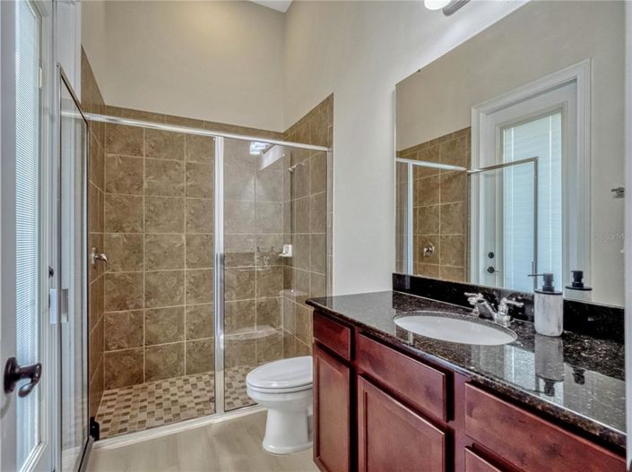 Image No.43-5 Bed Property for sale