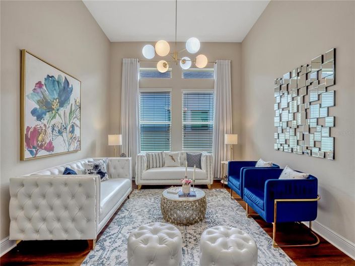 Image No.5-5 Bed Property for sale