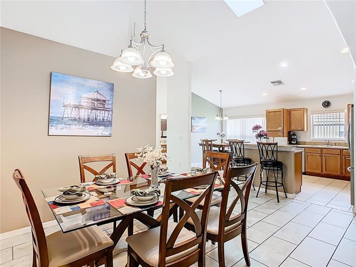 Image No.16-5 Bed Property for sale