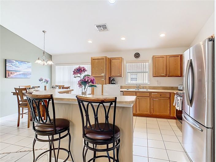 Image No.17-5 Bed Property for sale