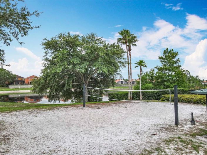 Image No.36-5 Bed Property for sale