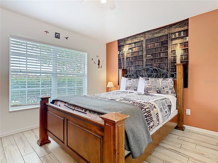 Image No.9-5 Bed Property for sale