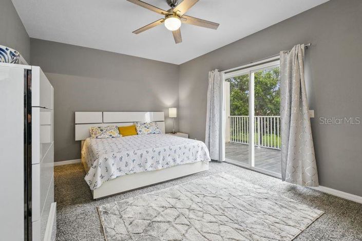 Image No.19-3 Bed Townhouse for sale