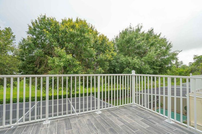 Image No.23-3 Bed Townhouse for sale