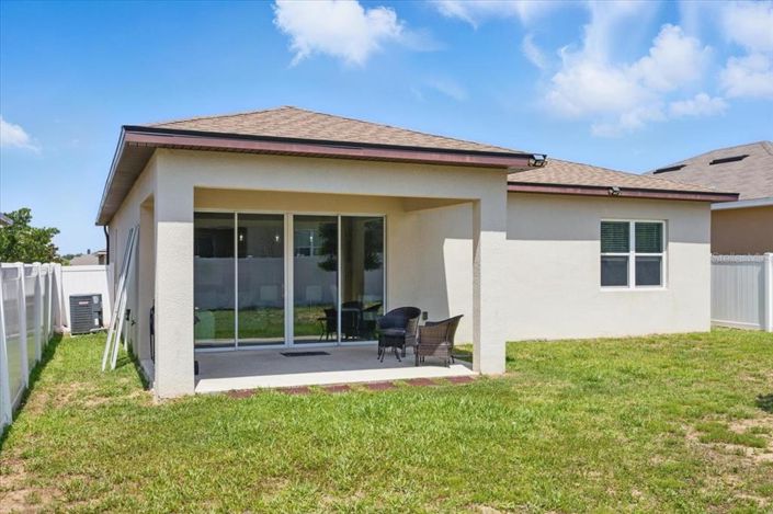 Image No.32-3 Bed Property for sale