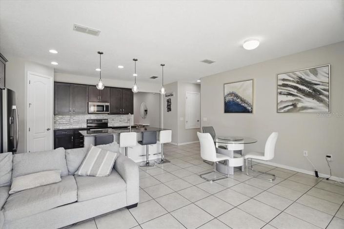 Image No.9-3 Bed Property for sale