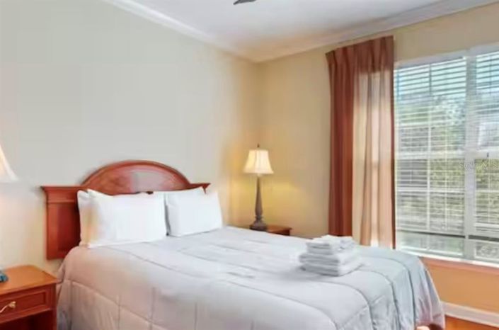 Image No.20-3 Bed Property for sale