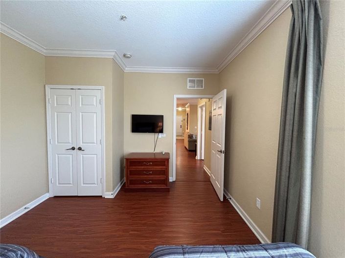 Image No.27-3 Bed Property for sale