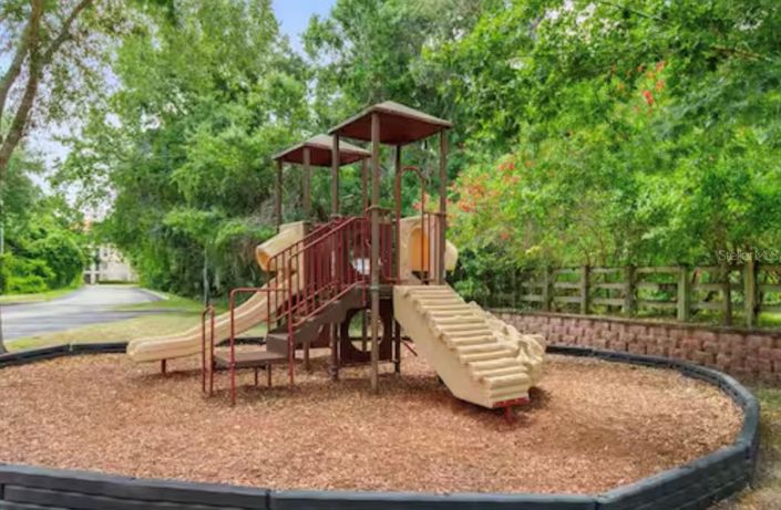 Image No.43-3 Bed Property for sale