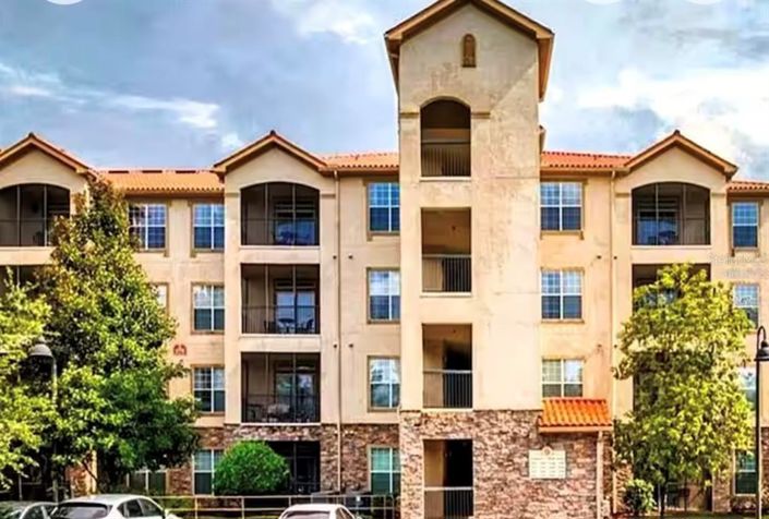 Image No.5-3 Bed Property for sale