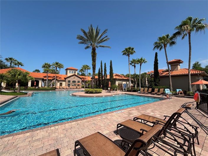 Image No.53-3 Bed Property for sale