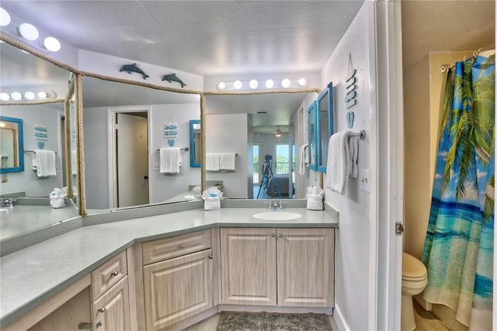 Image No.17-2 Bed Property for sale