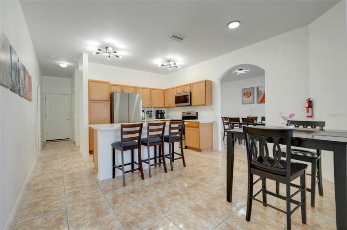 Image No.14-5 Bed Property for sale