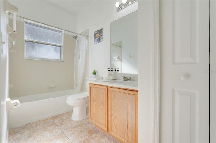 Image No.29-5 Bed Property for sale