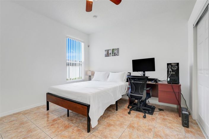 Image No.30-5 Bed Property for sale