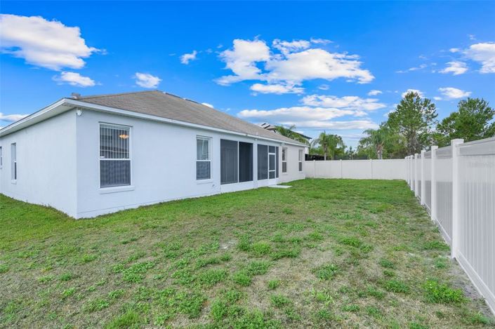 Image No.40-5 Bed Property for sale