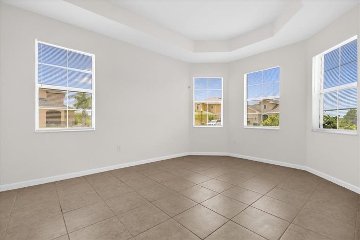 Image No.7-3 Bed Property for sale