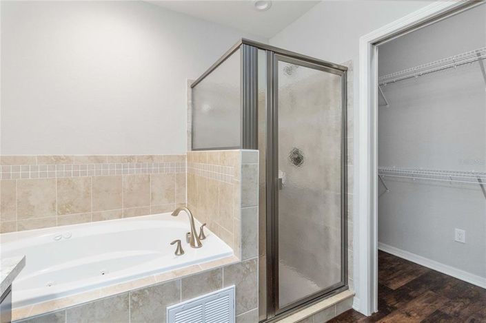 Image No.23-3 Bed Property for sale