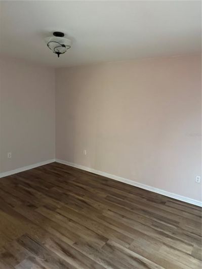 Image No.20-4 Bed Property for sale