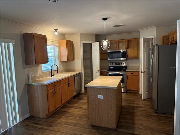 Image No.36-4 Bed Property for sale