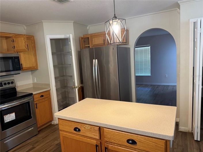 Image No.37-4 Bed Property for sale