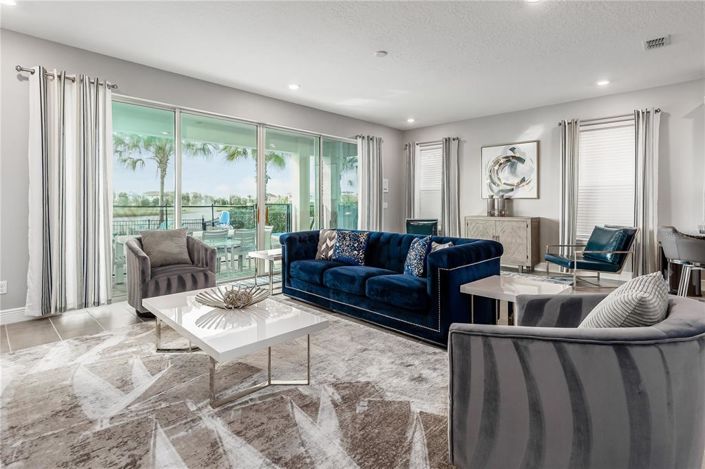 Image No.11-6 Bed Property for sale