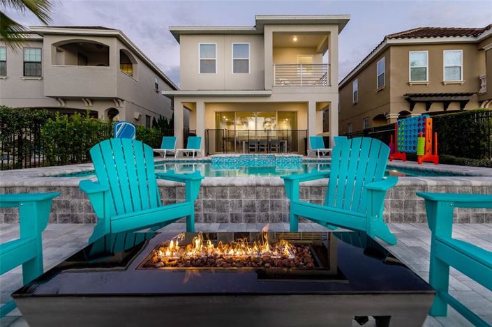 Image No.5-6 Bed Property for sale