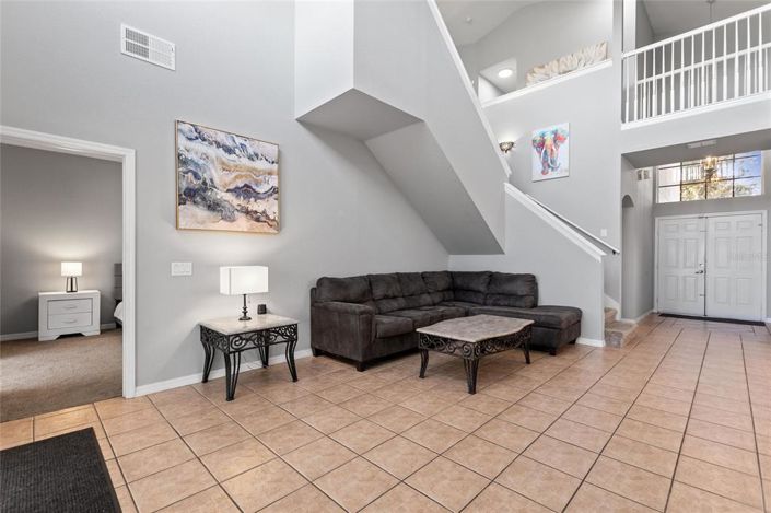 Image No.15-5 Bed Property for sale