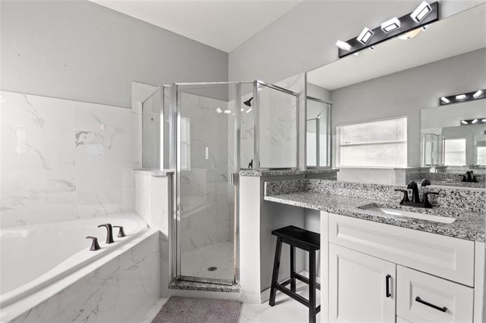 Image No.20-5 Bed Property for sale