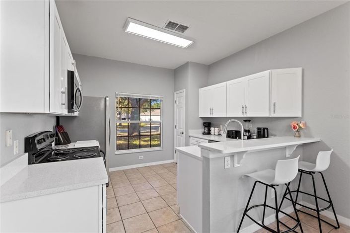 Image No.9-5 Bed Property for sale