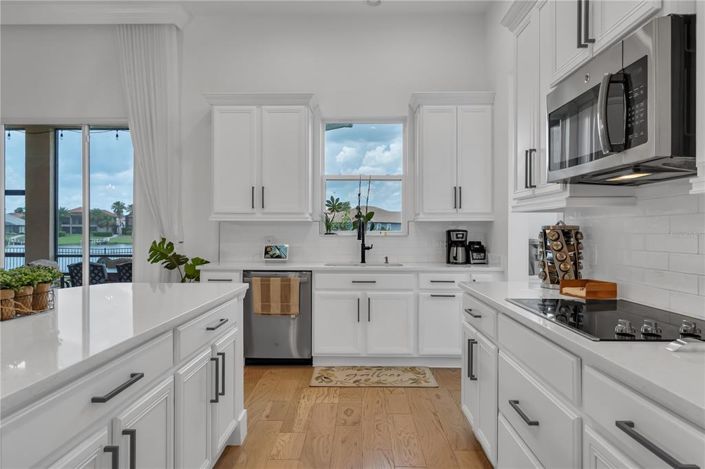 Image No.14-4 Bed Property for sale