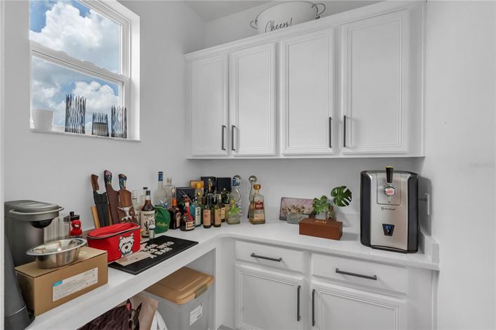 Image No.16-4 Bed Property for sale