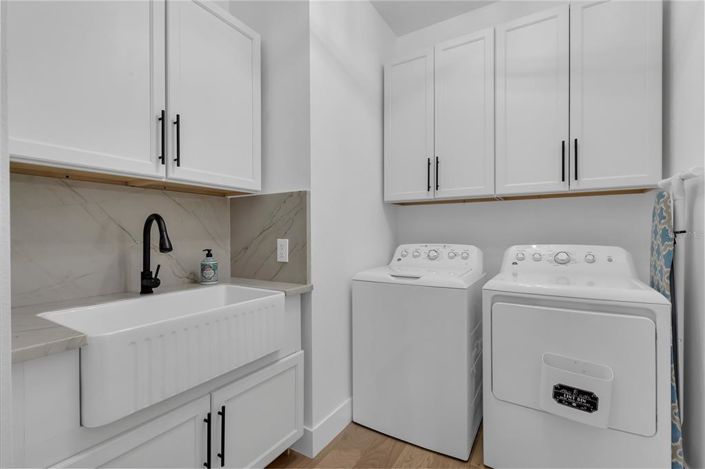 Image No.18-4 Bed Property for sale