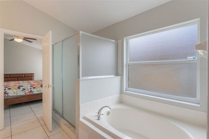 Image No.21-5 Bed Property for sale