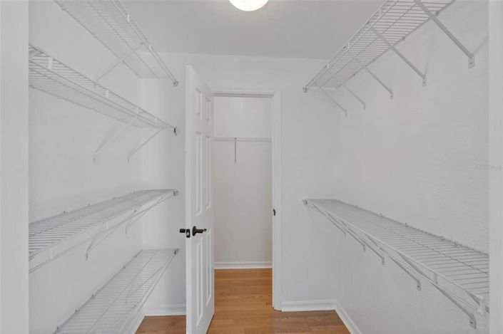 Image No.23-3 Bed Property for sale