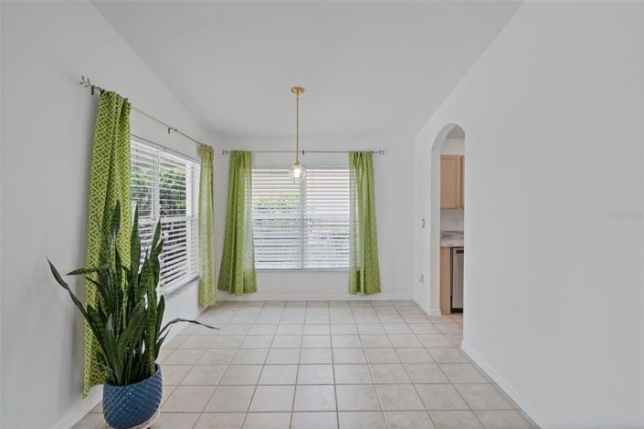 Image No.9-3 Bed Property for sale