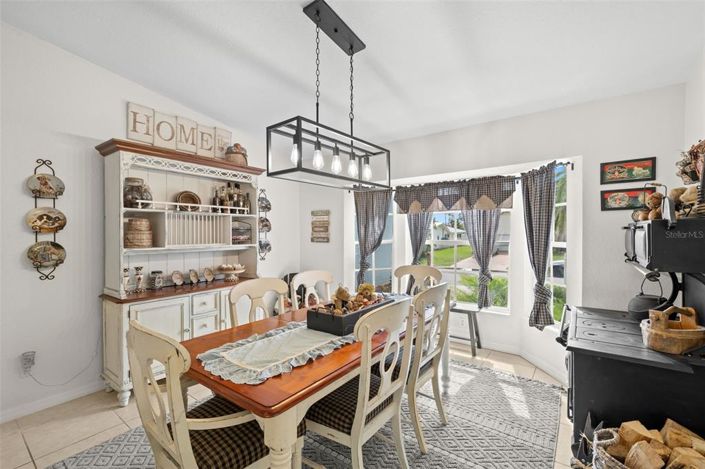 Image No.10-3 Bed Property for sale