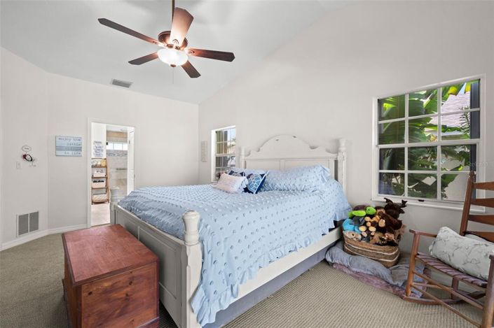 Image No.22-3 Bed Property for sale