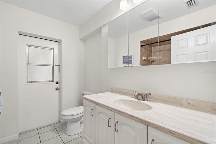 Image No.24-3 Bed Property for sale