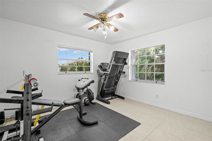 Image No.29-3 Bed Property for sale