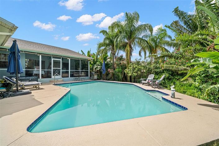 Image No.36-3 Bed Property for sale