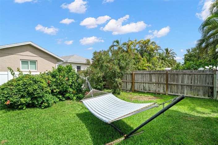 Image No.38-3 Bed Property for sale