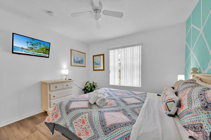 Image No.29-5 Bed Property for sale