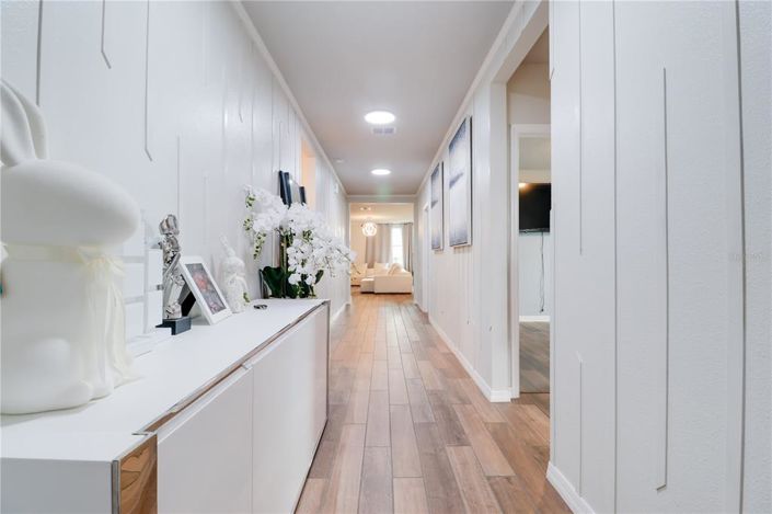 Image No.10-4 Bed Property for sale